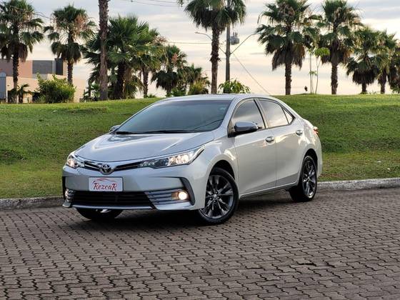 TOYOTA COROLLA 1.8 GLI UPPER 16V FLEX 4P AUTOMÁTICO